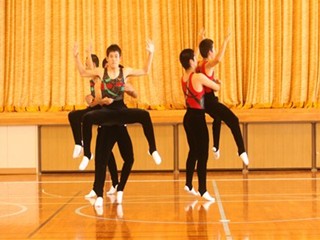 鹿児島実業高等学校の新体操部による演技披露4