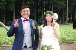 増田泰博さんと妻の裕子さん