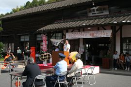 肥薩線大隅横川駅開業110周年記念ビックパンプキン重量コンテスト