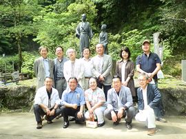日本青年遺骨収集団OB会来訪の画像