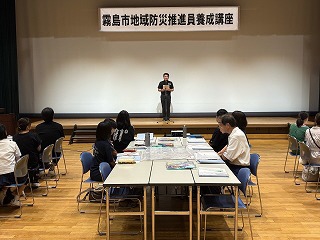 市長が挨拶する様子
