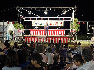 市長があいさつする様子