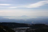 韓国岳から見る大浪池、桜島、錦江湾