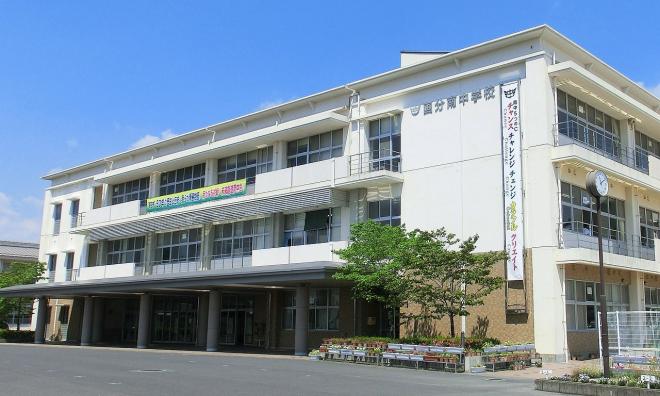 画像_国分南中学校01