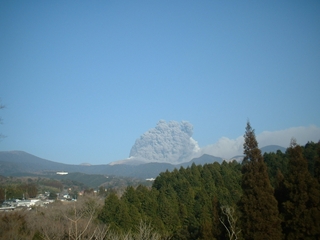 新燃岳の噴火の画像15