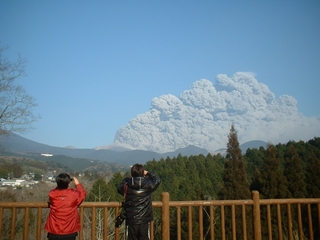 新燃岳の噴火の画像16