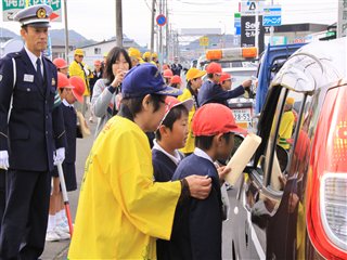 年末年始交通事故防止キャンペーン