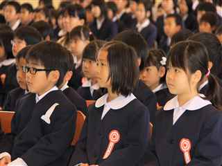 天降川小学校入学式