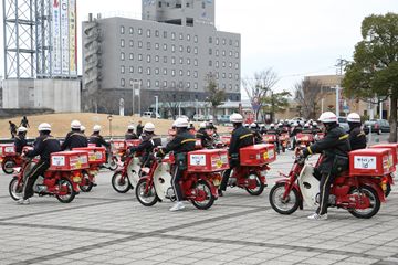 国分桃太郎トマト「ゆうパック出発式」3