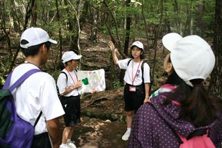 霧島ジオガイドの体験学習3