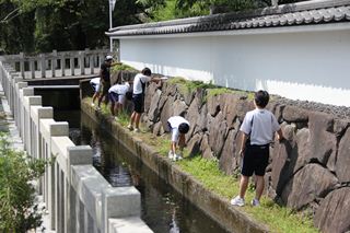 国分高校生徒会によるボランティア清掃1