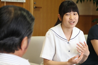 霧島高校3年の森薗（もりぞの）あすかさん