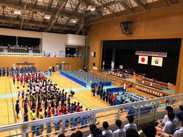 全国高等専門学校バトミントン大会