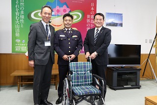 寄贈者との写真