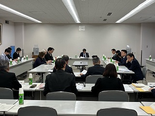 会議の様子の写真