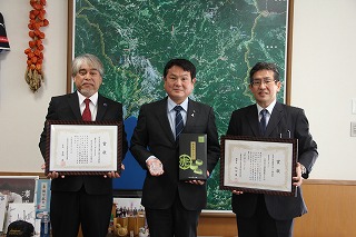 徳重製菓とらやと美の匠との写真