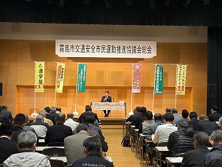 市長があいさつする様子