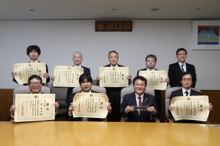 市長との集合写真