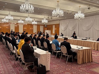 国会議員への要望活動の様子