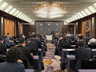 会議の様子の写真