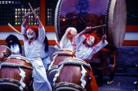 天孫降臨霧島九面太鼓元旦奉納写真